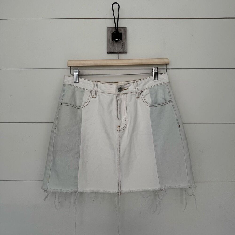 Pacsun Women’s 27 White Colorblock Mini Skirt